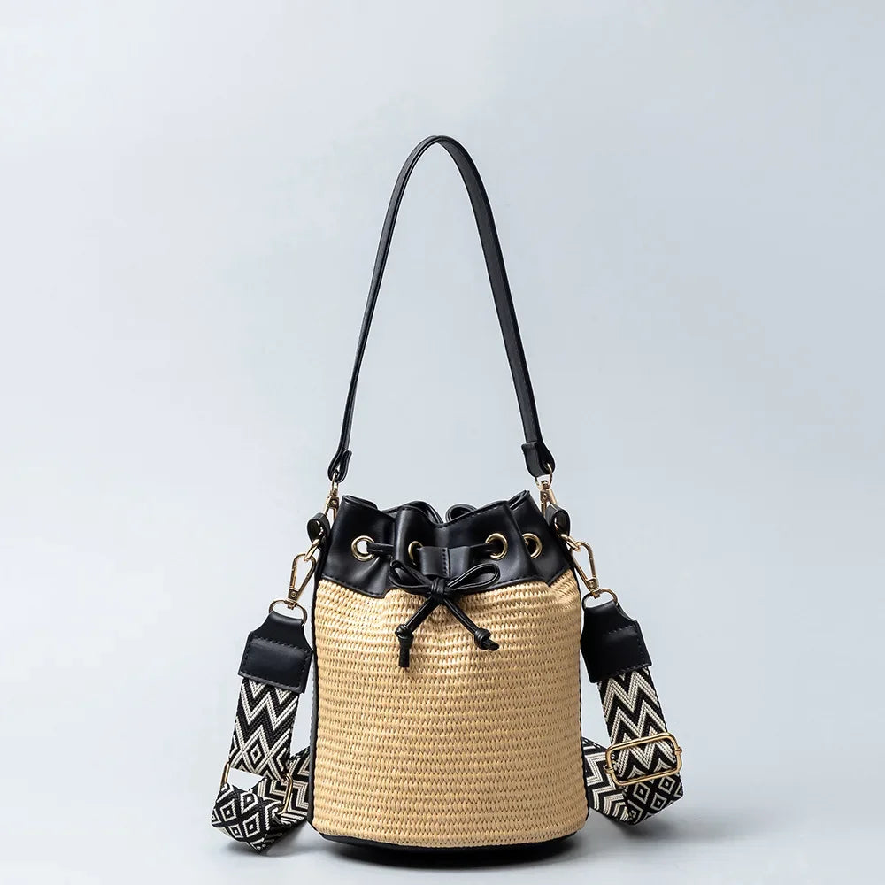 Bolsa Tiracolo Bucket Marília